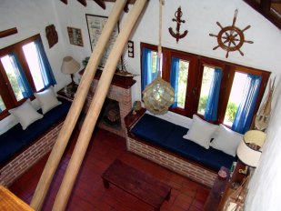 Casa Caba&ntilde;a Azul