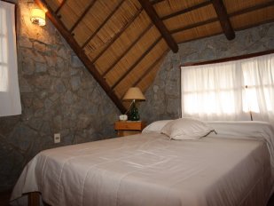 Casa Caba&ntilde;a de Piedra