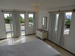 Casa Tres Mar&iacute;as